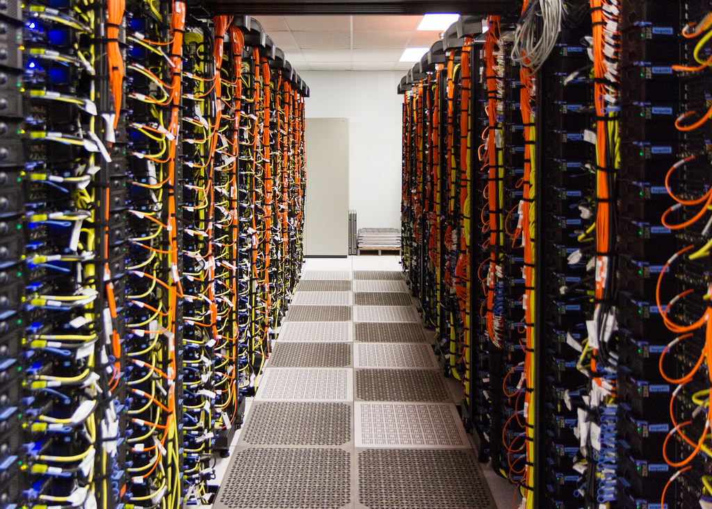 Is Cable Management Important For Server Racks? - RackSolutions